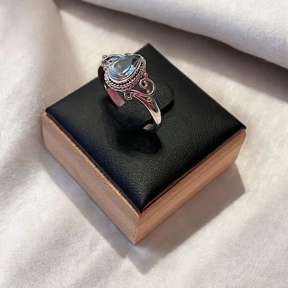 Artisan Sterling Silver Natural Blue Topaz Teardrop Ring Size 8.75 - Picture 2 of 6